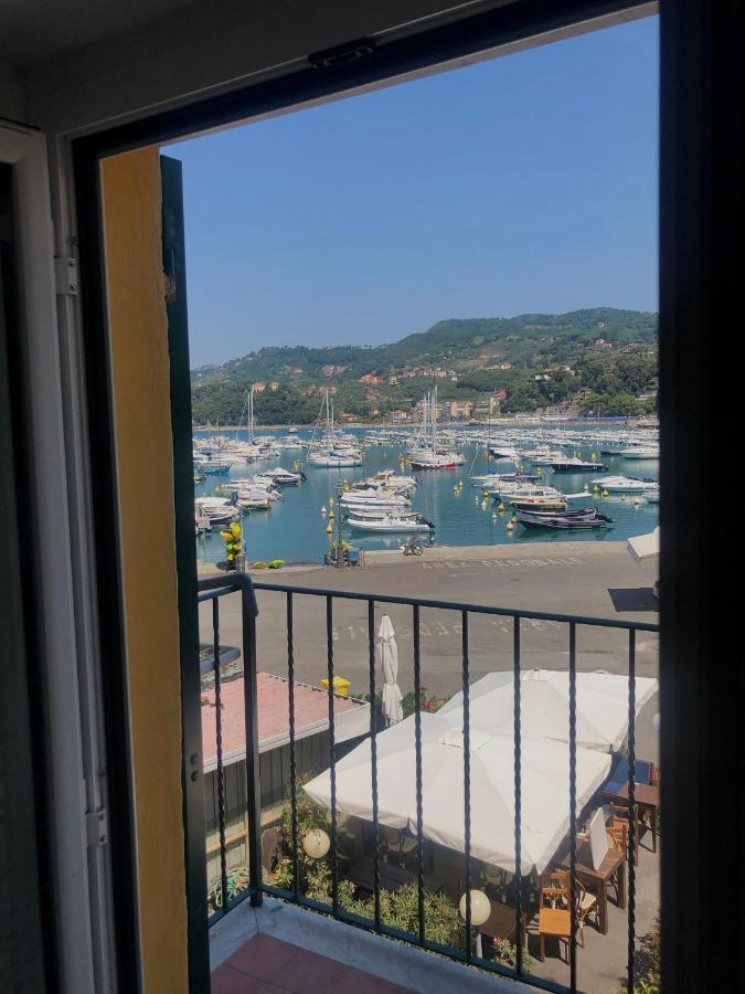 Il Mare Di Cecy - Splendido Appartamento Lerici Bagian luar foto