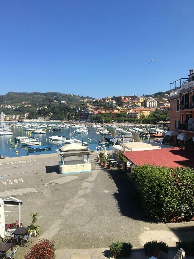 Il Mare Di Cecy - Splendido Appartamento Lerici Bagian luar foto